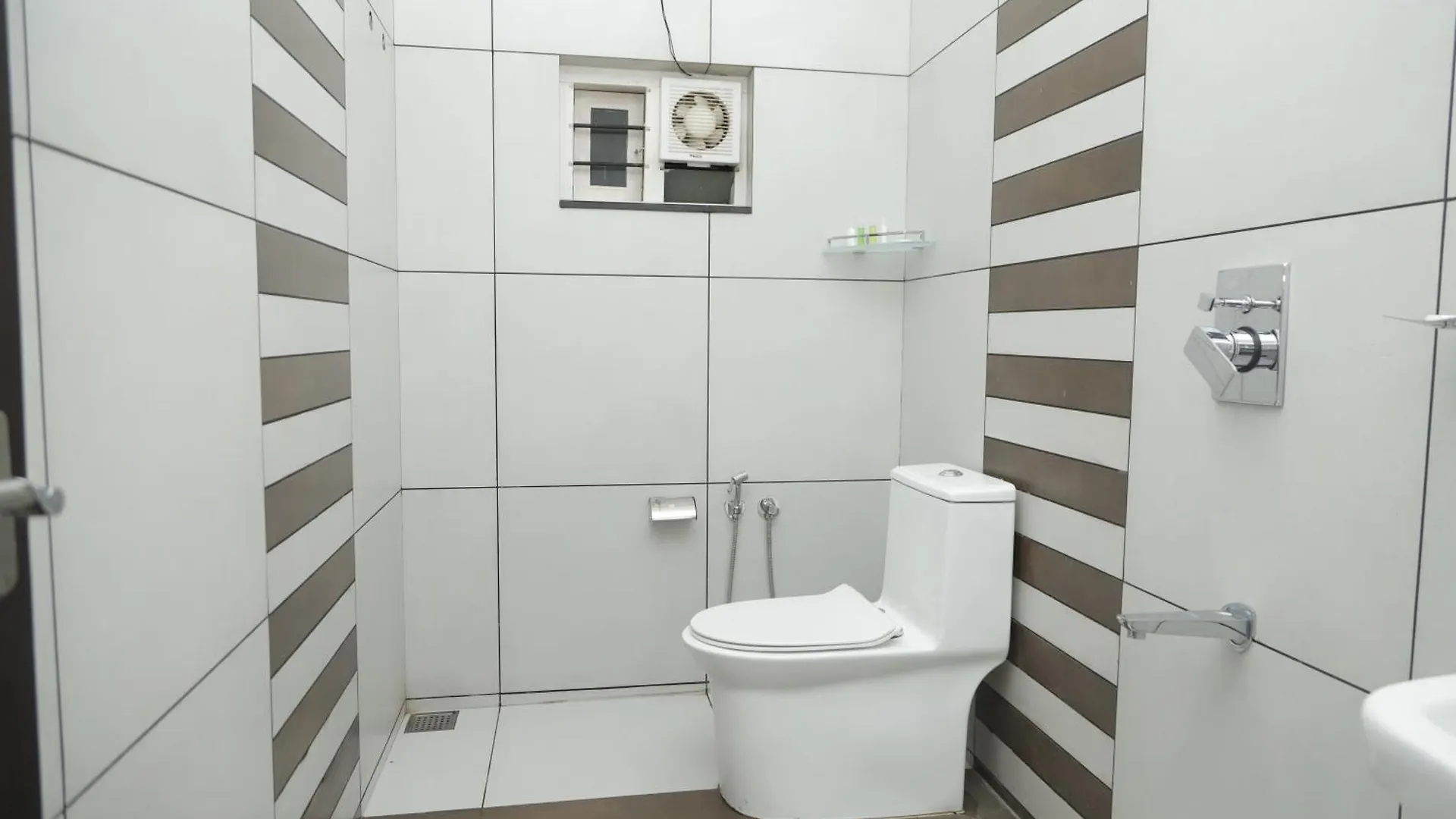 Le Sancta Homestay Maraiyūr 0*,